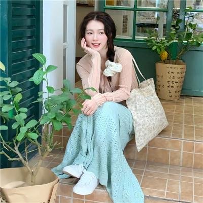 黑夜中的玻璃人偶